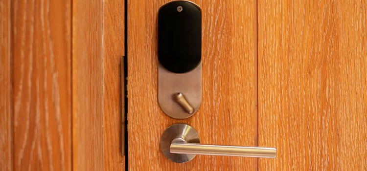 Automatic Locking Door Knob San Luis Obispo